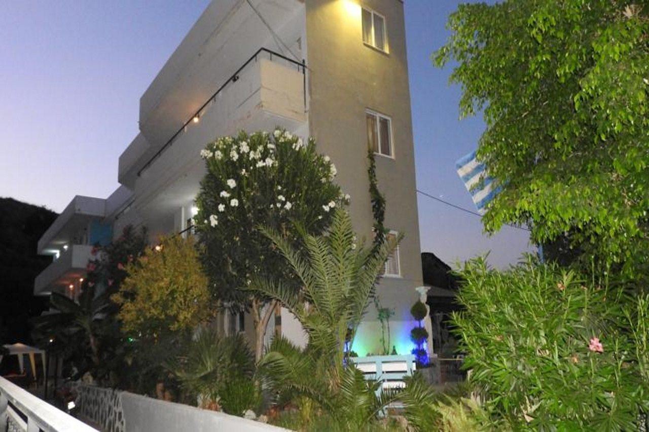 Farkia Exclusive Studios 法里拉基 外观 照片